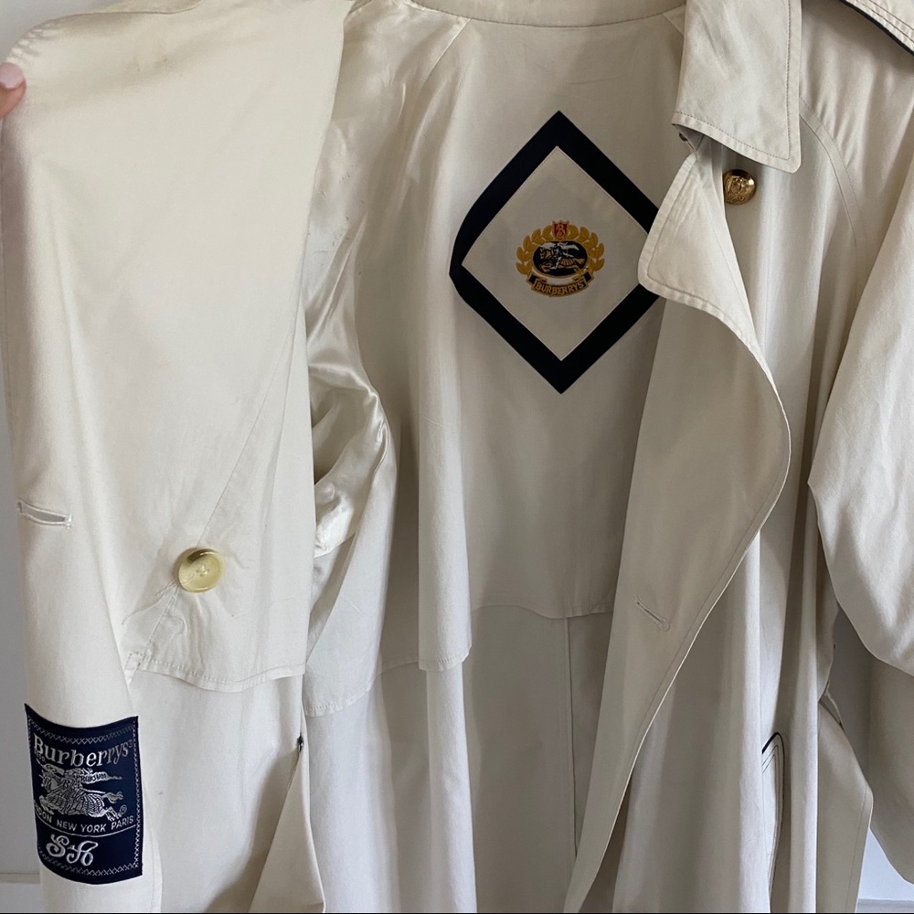 Vintage Burberry Trench Coat Ivory 12 - Picture 9 of 16